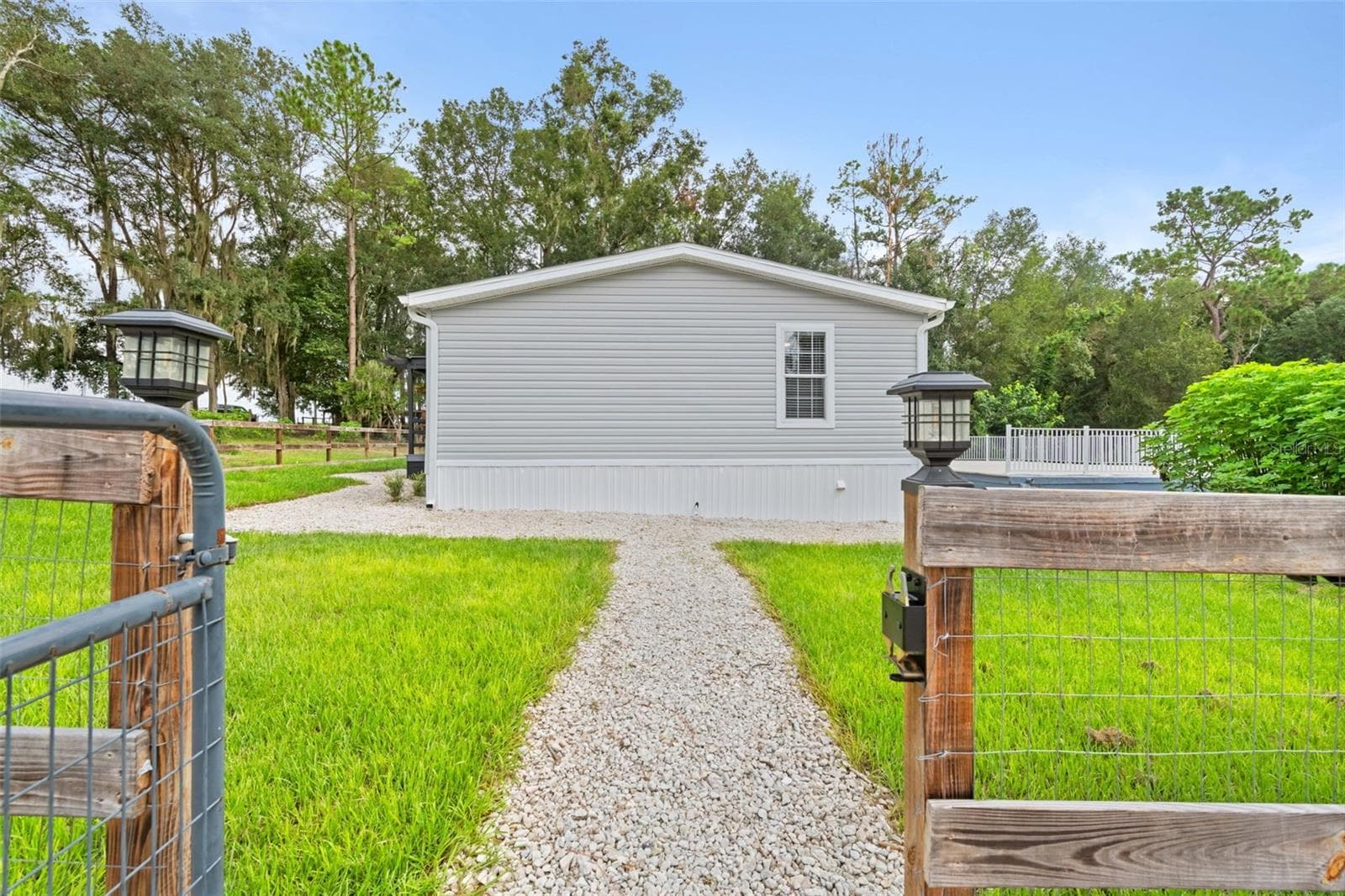 Manufactured Home at 1164 KATIE WOOD TRL, BROOKSVILLE, photo 66 of 74