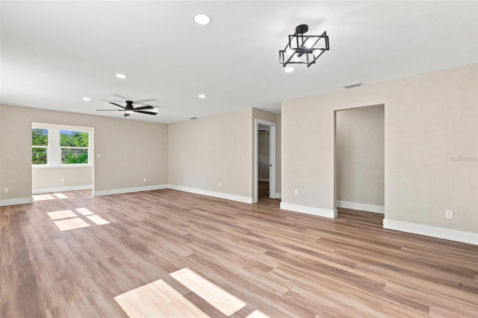 Single Family Residence at 256 LAWS LN, ORMOND BEACH, photo 13 of 35
