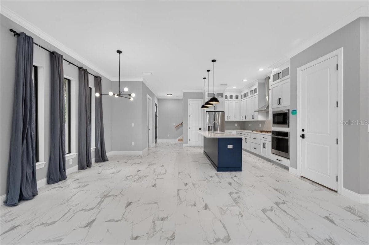 Townhouse at 2501 W NORTH A ST #B, TAMPA, photo 15 of 93