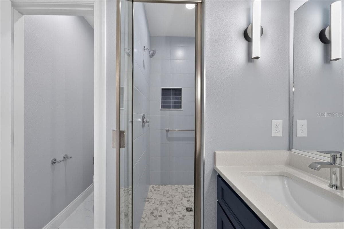 Townhouse at 2501 W NORTH A ST #B, TAMPA, photo 45 of 93