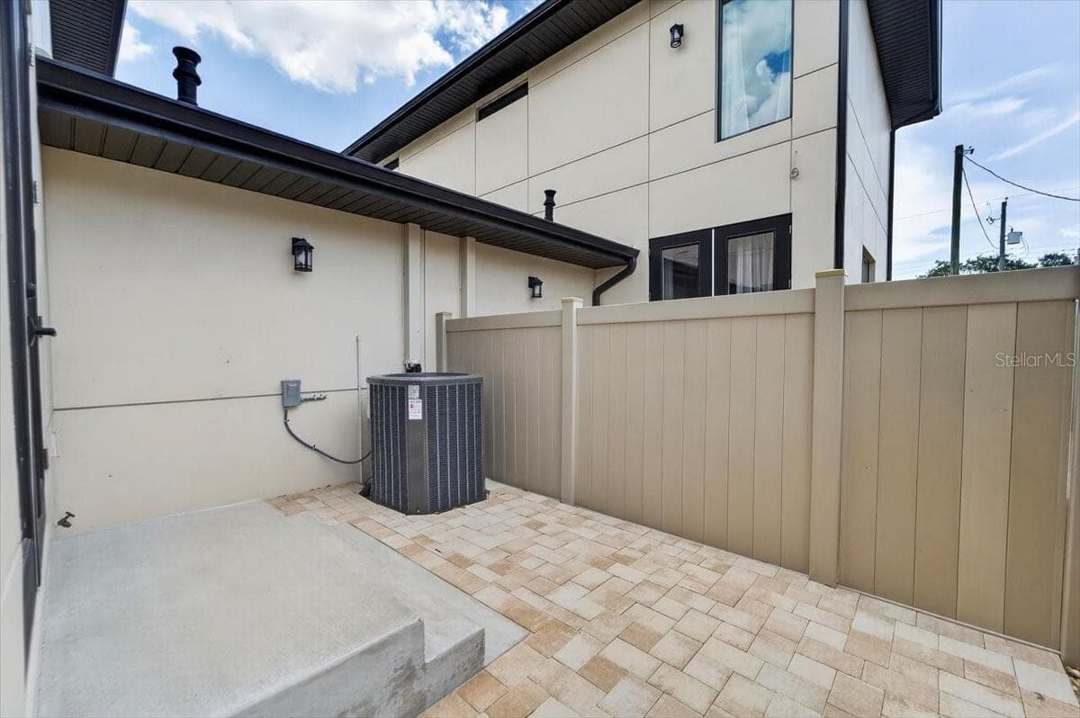 Townhouse at 2501 W NORTH A ST #B, TAMPA, photo 66 of 93