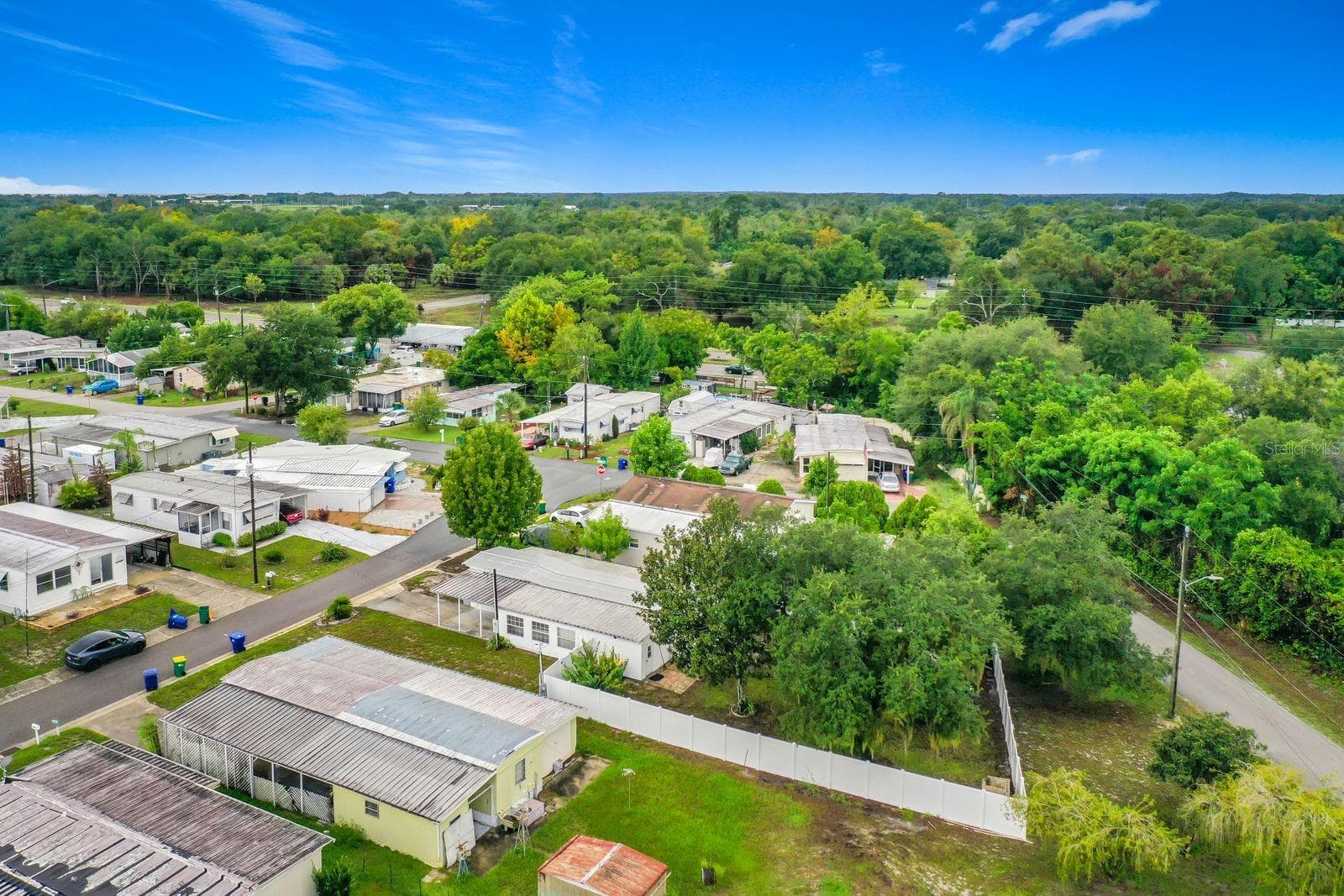 Mobile Home at 1514 RIDGE RD, TAVARES, photo 55 of 56