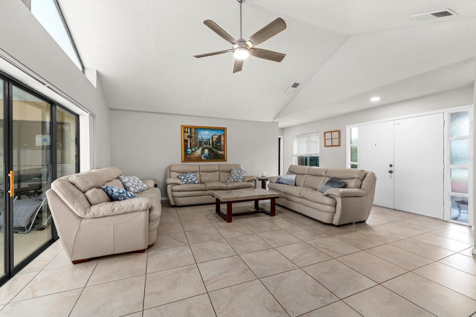 Single Family Residence at 3546 HOGAN DR, NEW PORT RICHEY, photo 8 of 29