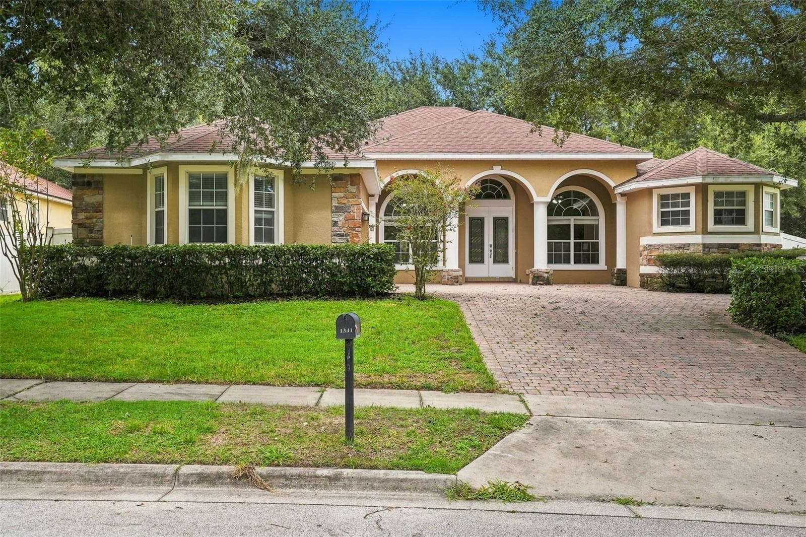 1341 JECENIA BLOSSOM DR