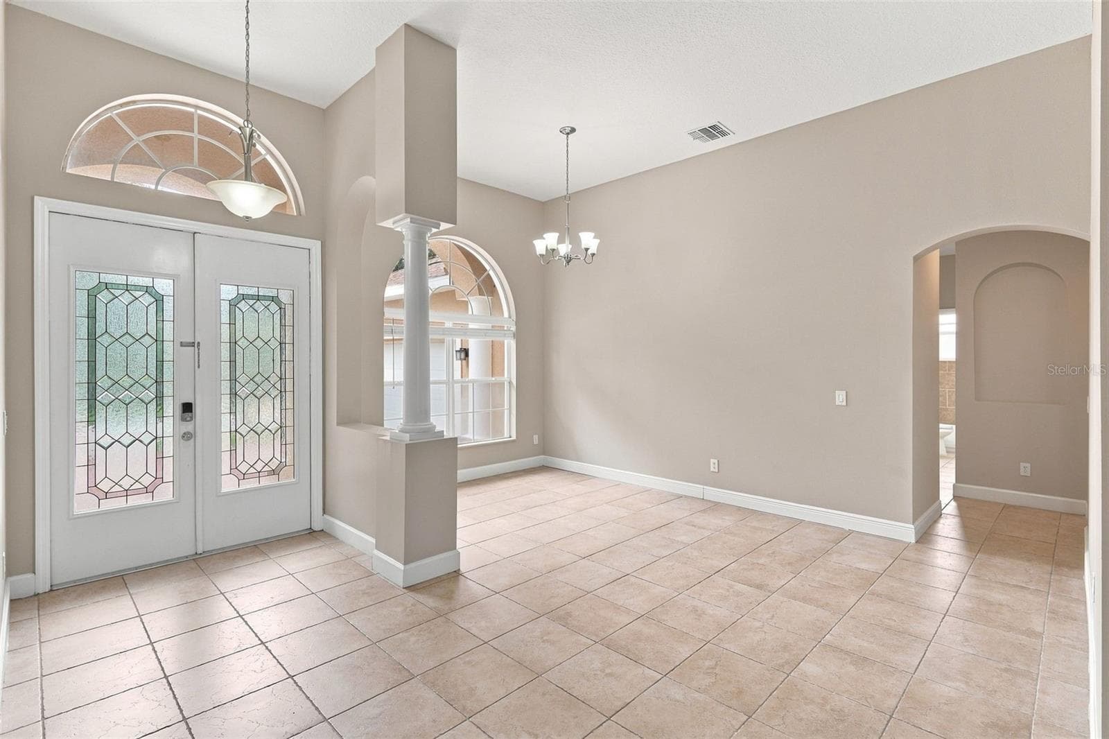 Single Family Residence at 1341 JECENIA BLOSSOM DR, APOPKA, photo 7 of 36
