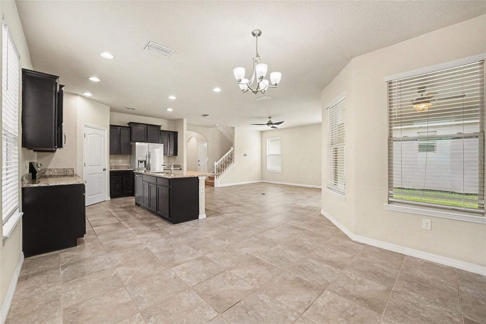 Single Family Residence at 10625 ATWATER BAY DR, WINTER GARDEN, photo 9 of 33