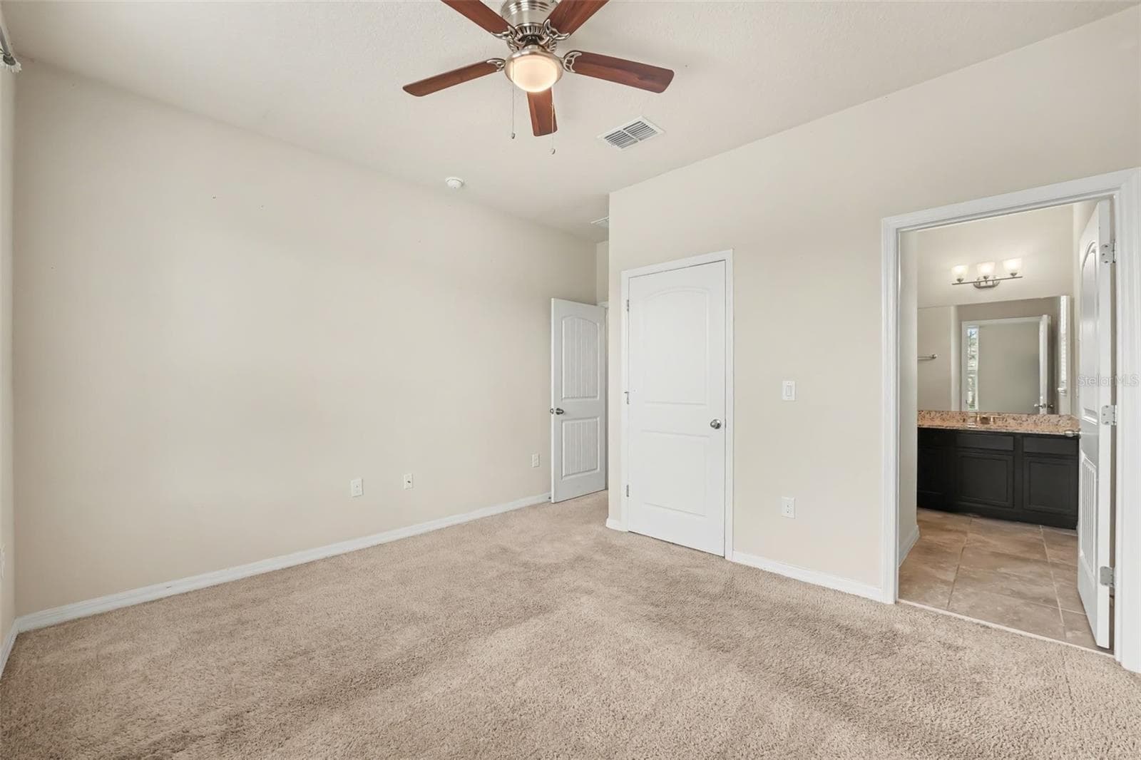 Single Family Residence at 10625 ATWATER BAY DR, WINTER GARDEN, photo 14 of 33
