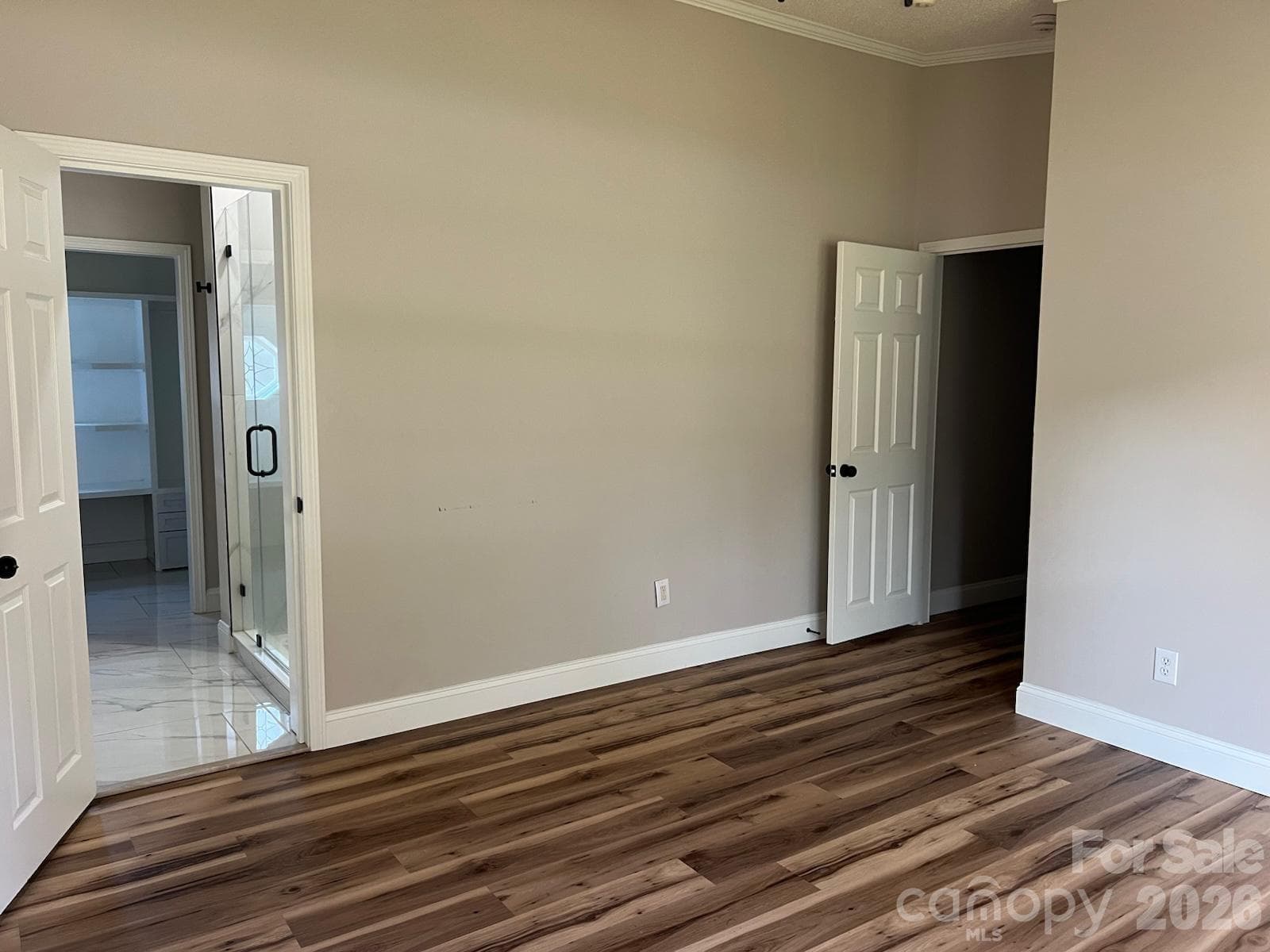 Single Family Residence at 322 Woodcrest Drive, York, photo 15 of 24