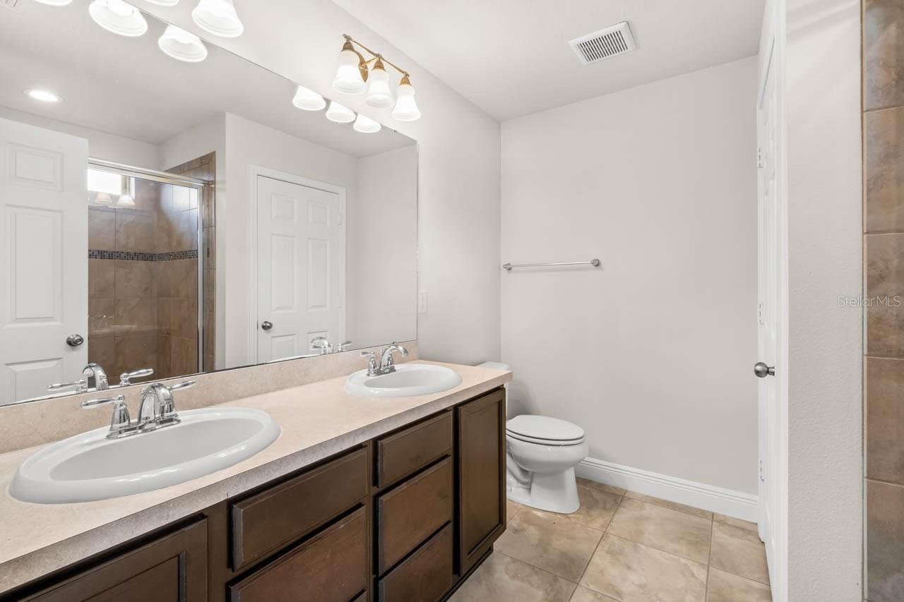 Single Family Residence at 9118 MOUNTAIN MAGNOLIA DR, RIVERVIEW, photo 48 of 77