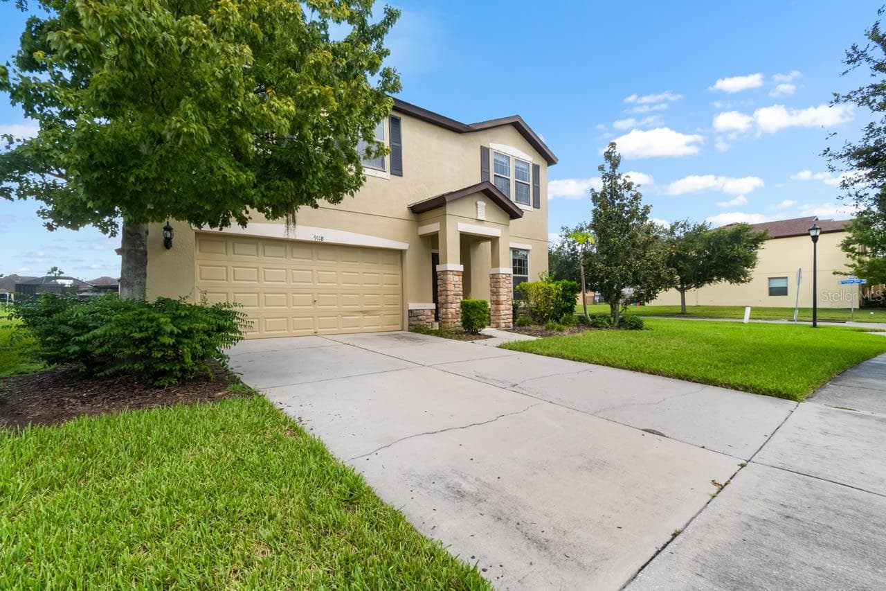 Single Family Residence at 9118 MOUNTAIN MAGNOLIA DR, RIVERVIEW, photo 50 of 77