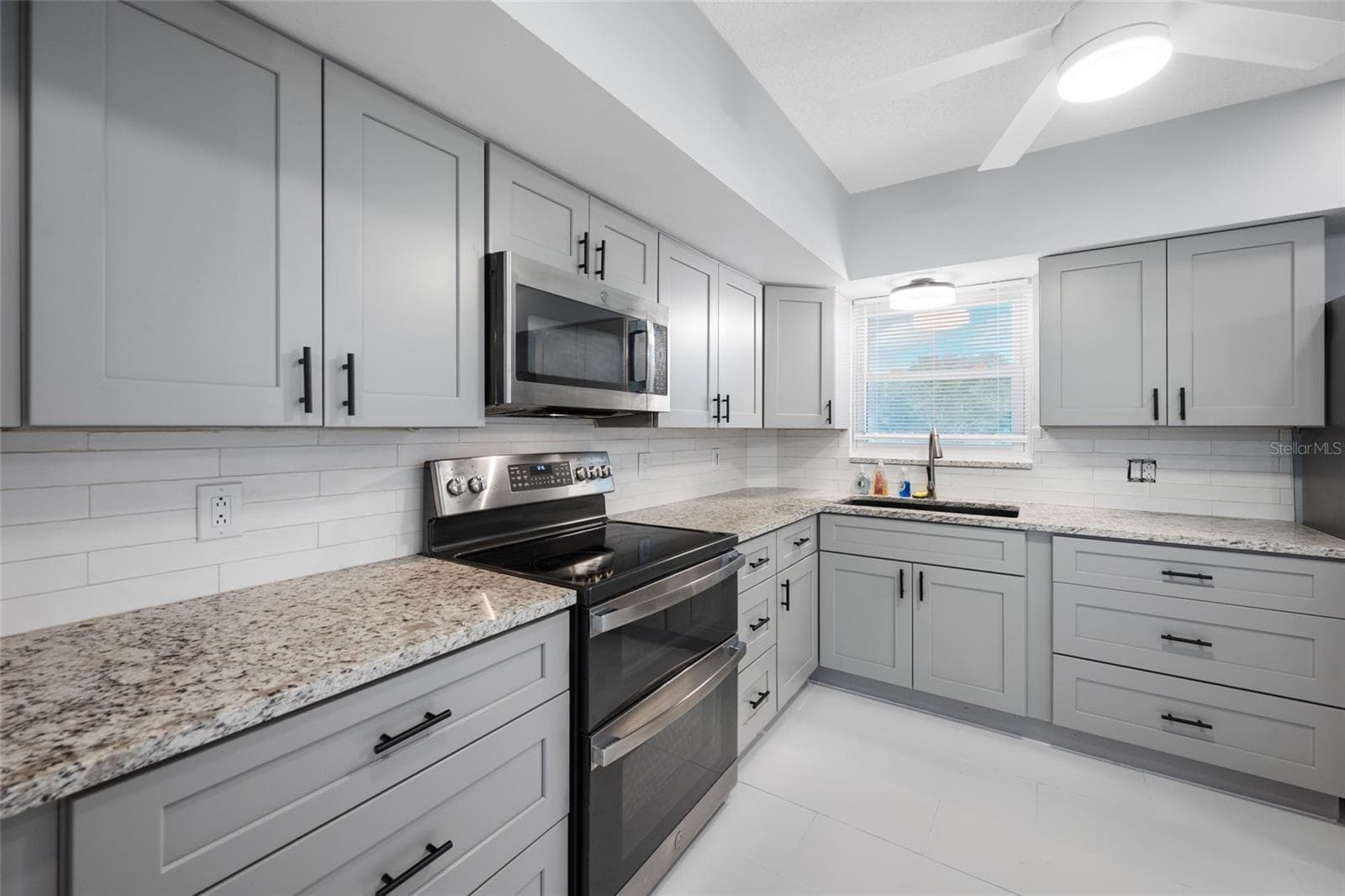 Condominium at 2258 WORLD PARKWAY BLVD W #40, CLEARWATER, photo 6 of 49