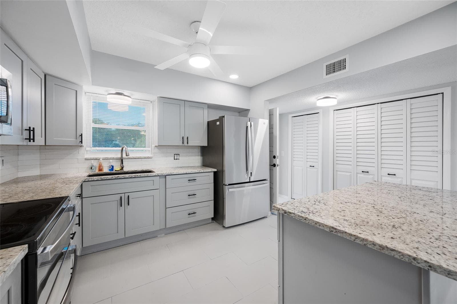 Condominium at 2258 WORLD PARKWAY BLVD W #40, CLEARWATER, photo 8 of 49