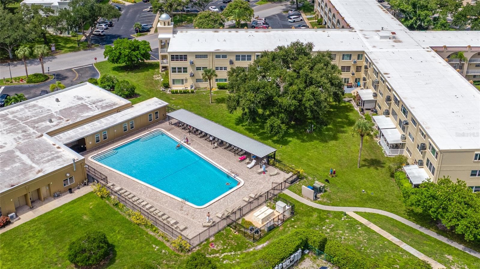Condominium at 2258 WORLD PARKWAY BLVD W #40, CLEARWATER, photo 46 of 49