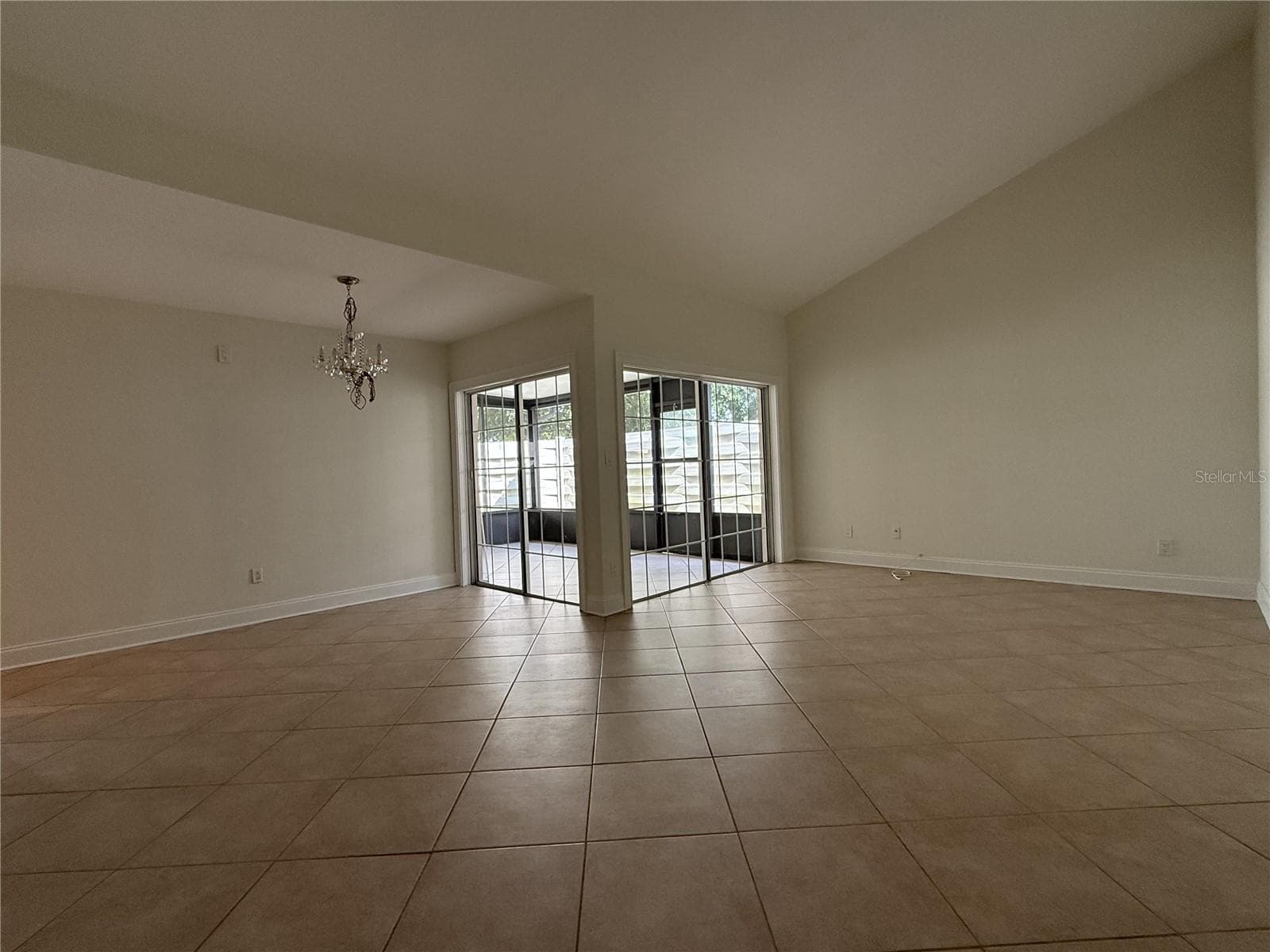 Villa at 2705 SAND HOLLOW CT CLEARWATER, FL 33761-3732, CLEARWATER, photo 15 of 74