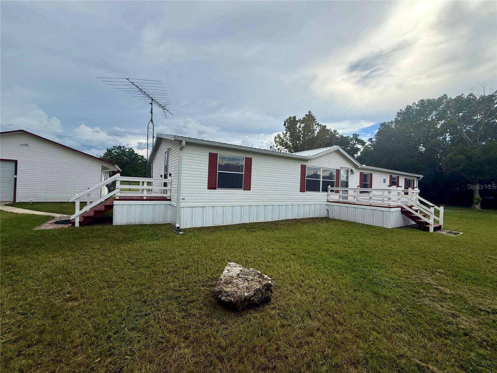 Manufactured Home at 14839 SW 16TH AVE, OCALA, photo 12 of 54