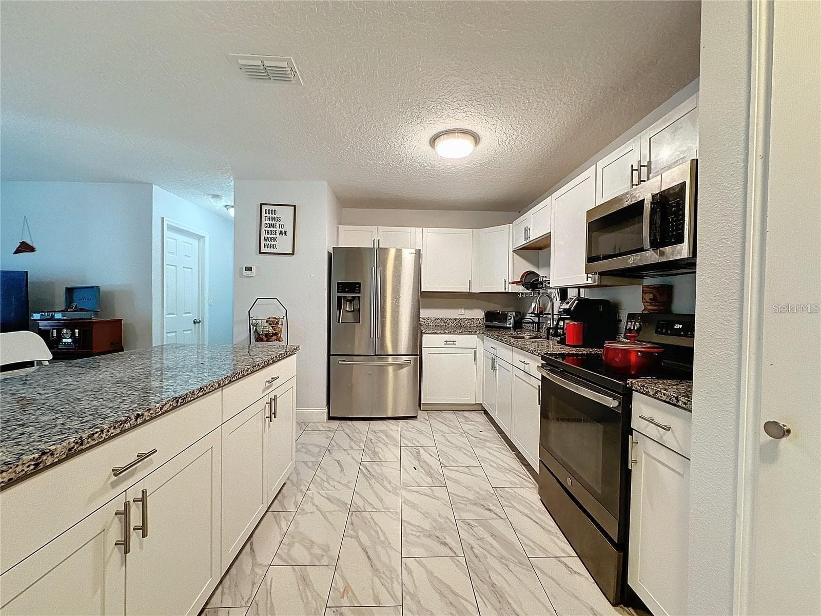 SIDE ANGLE KITCHEN - 7211 PINION DR, ORLANDO