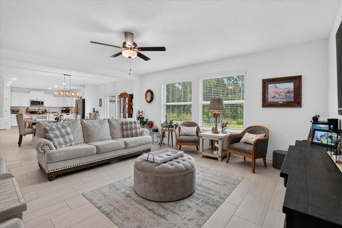 Single Family Residence at 12036 BLUE DIAMOND TRL, PARRISH, photo 6 of 38