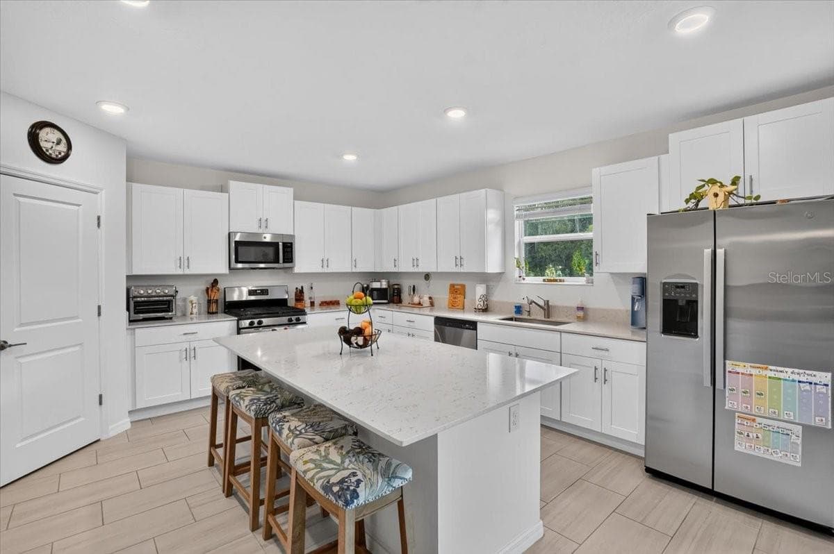 Single Family Residence at 12036 BLUE DIAMOND TRL, PARRISH, photo 11 of 38
