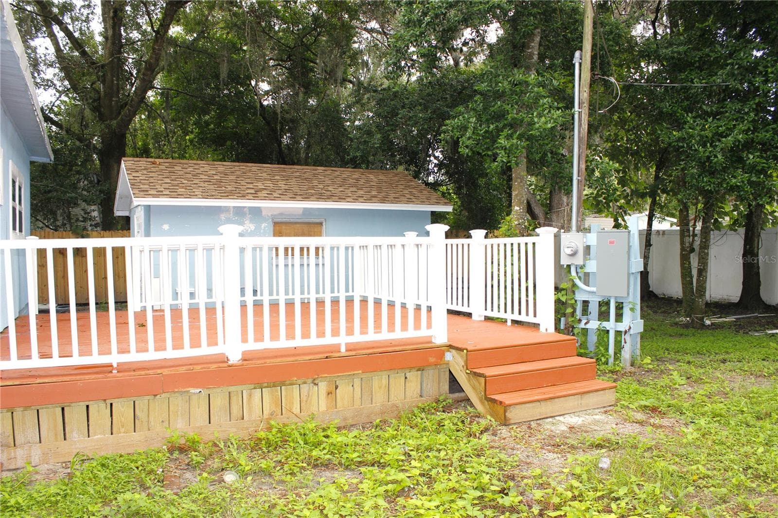 DECK - 6934 AZLEE AVE, NEW PORT RICHEY