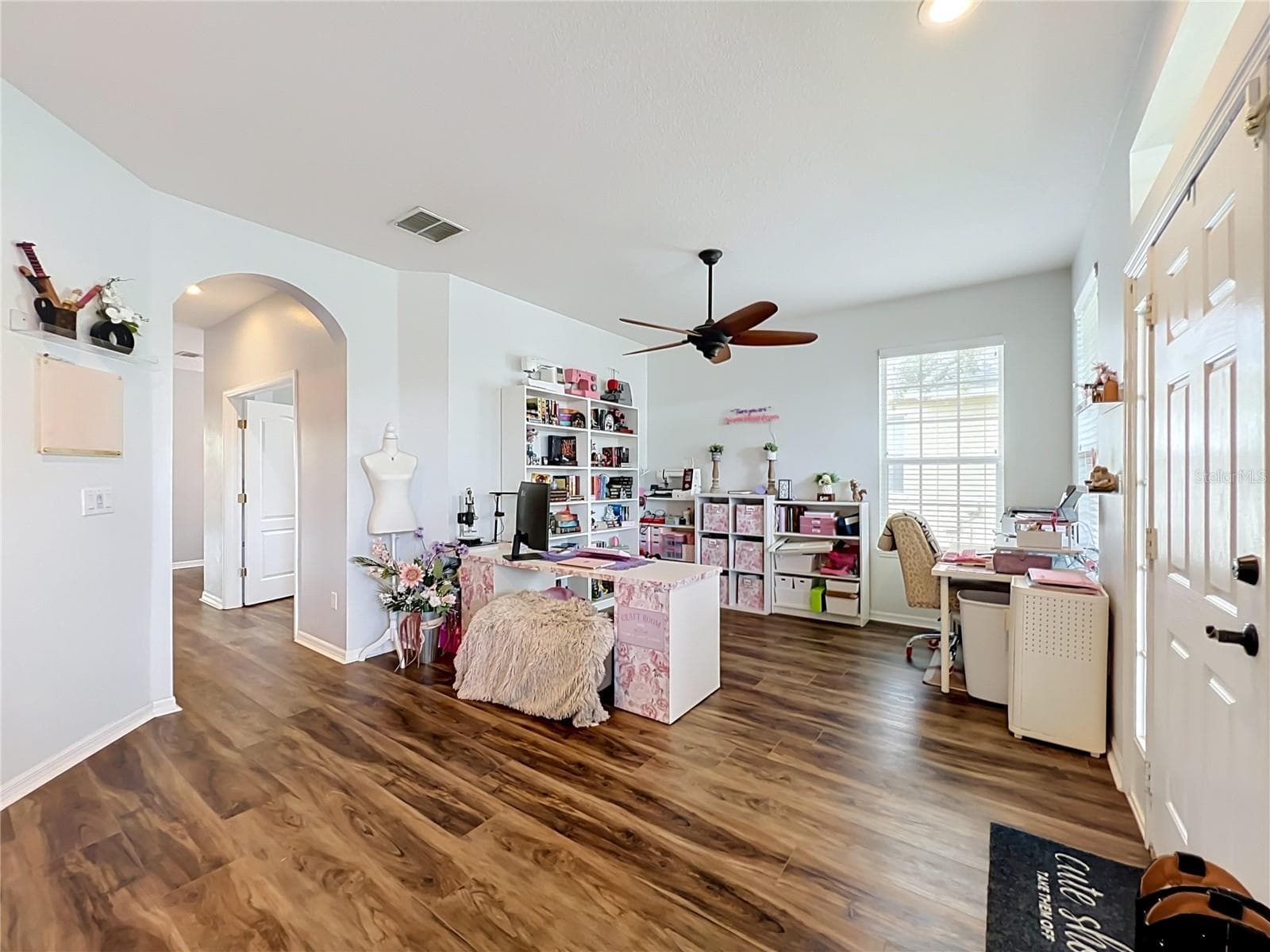 Single Family Residence at 912 MAGNOLIA BLOSSOM CT, APOPKA, photo 6 of 56