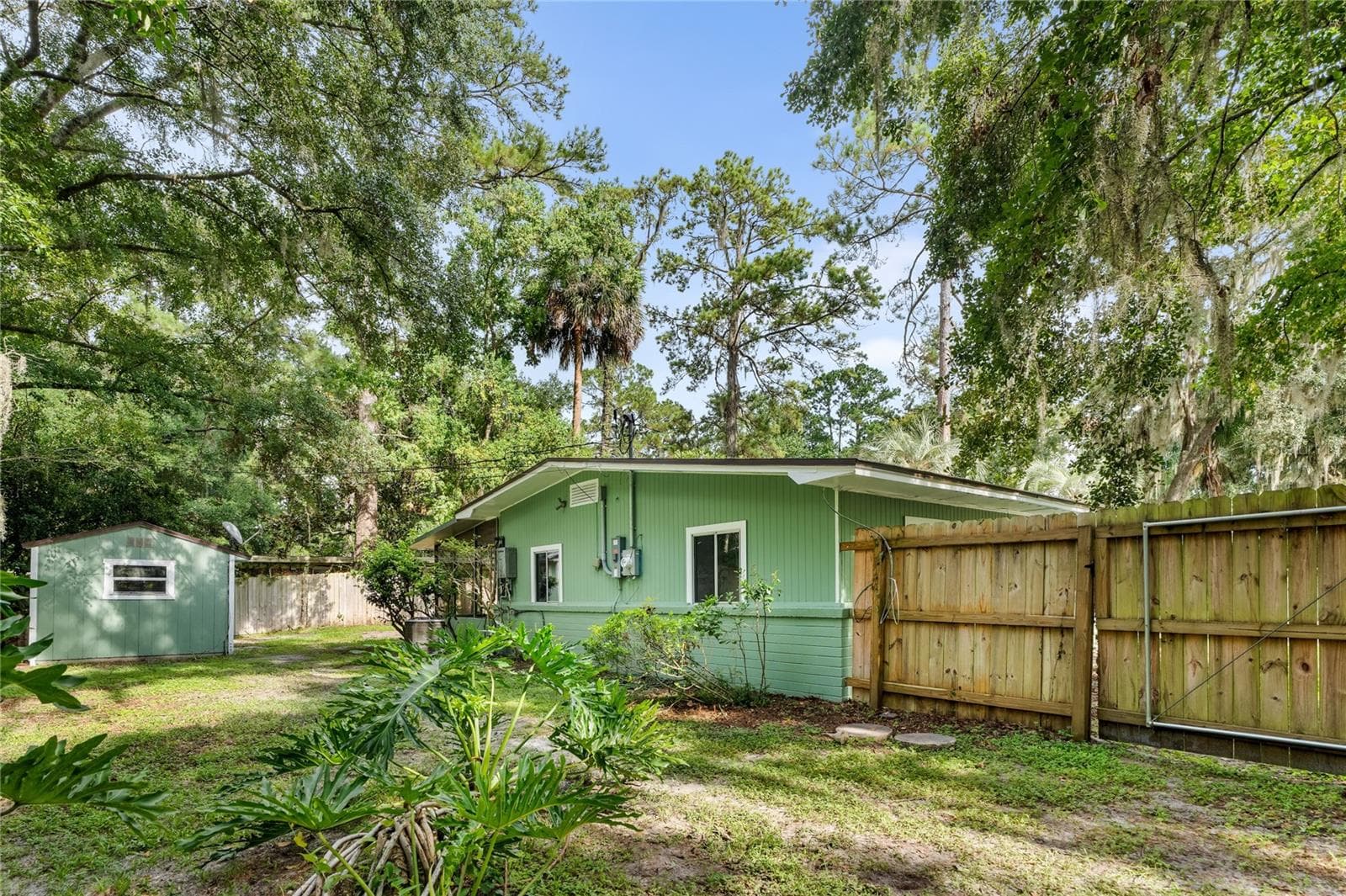 Single Family Residence at 4106 NW 13TH PL, GAINESVILLE, photo 32 of 35