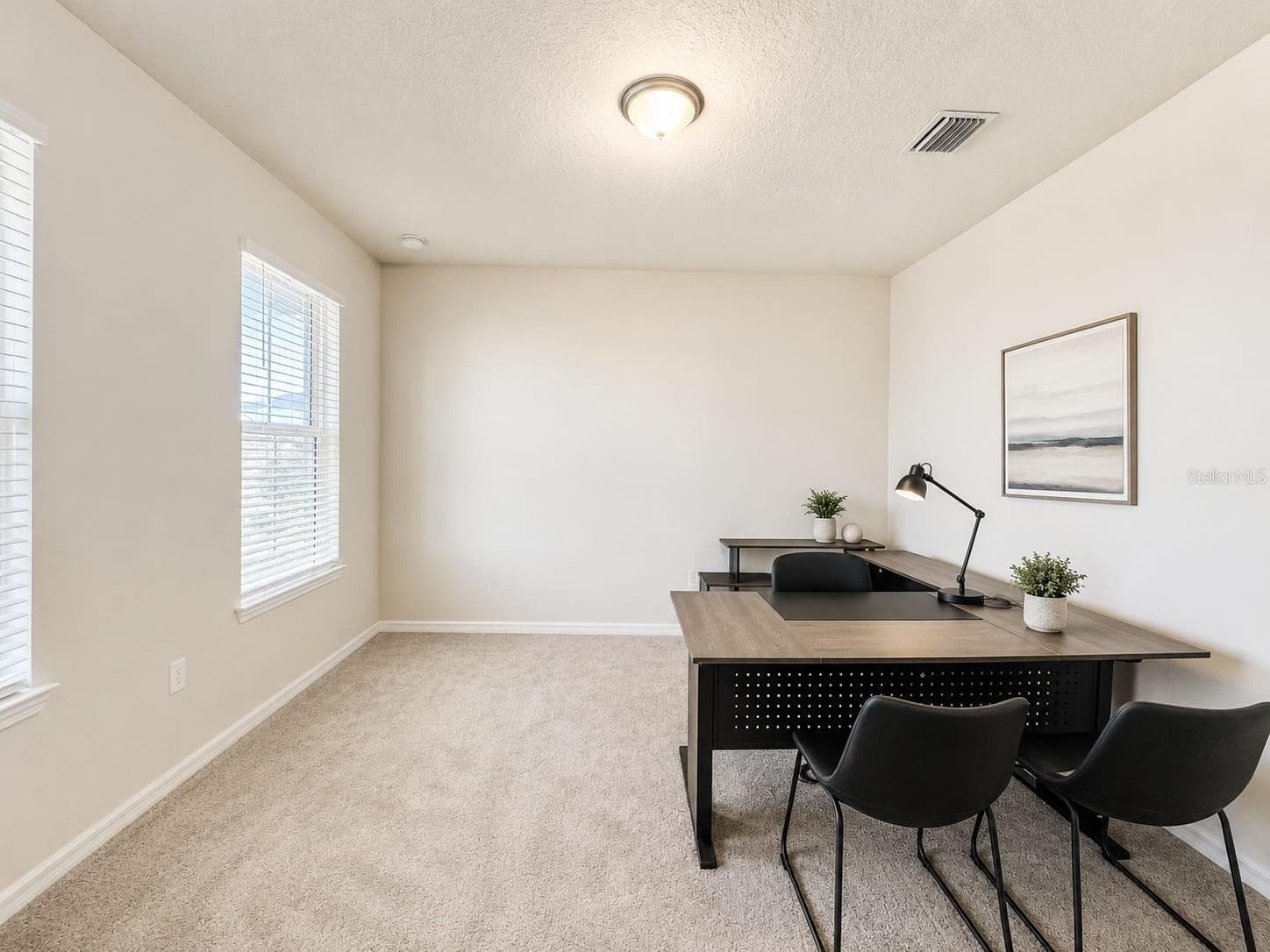 Single Family Residence at 3078 NORCOTT DR, DAVENPORT, photo 6 of 15