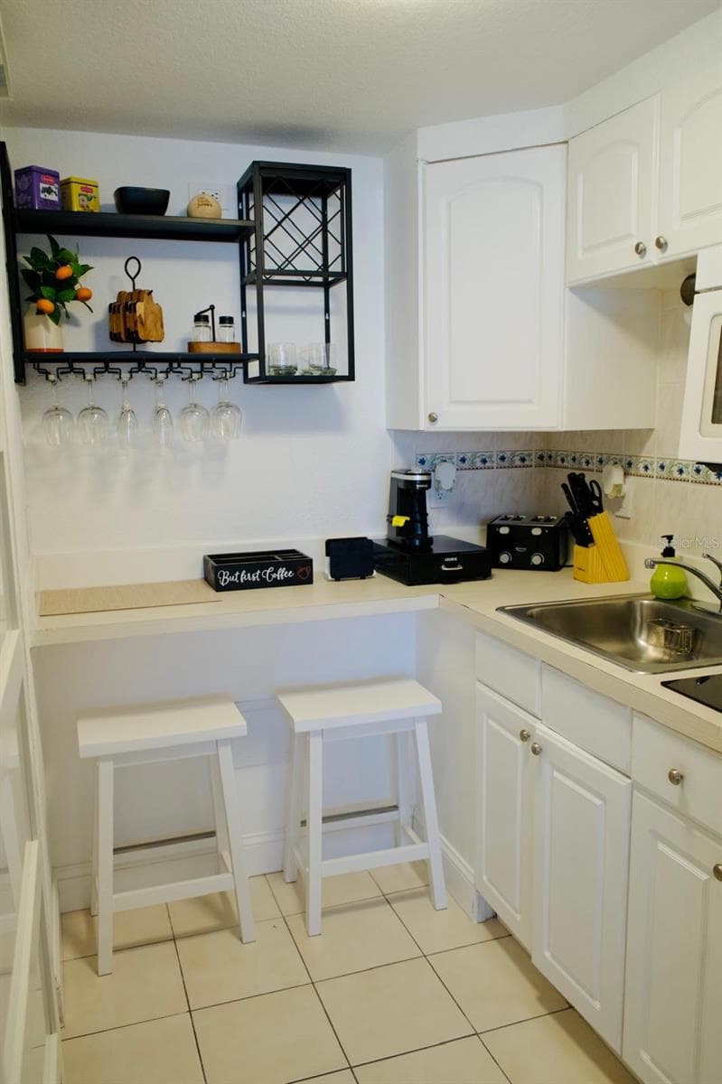 Condo - Hotel at 2700 N ATLANTIC AVE #527, DAYTONA BEACH, photo 12 of 33