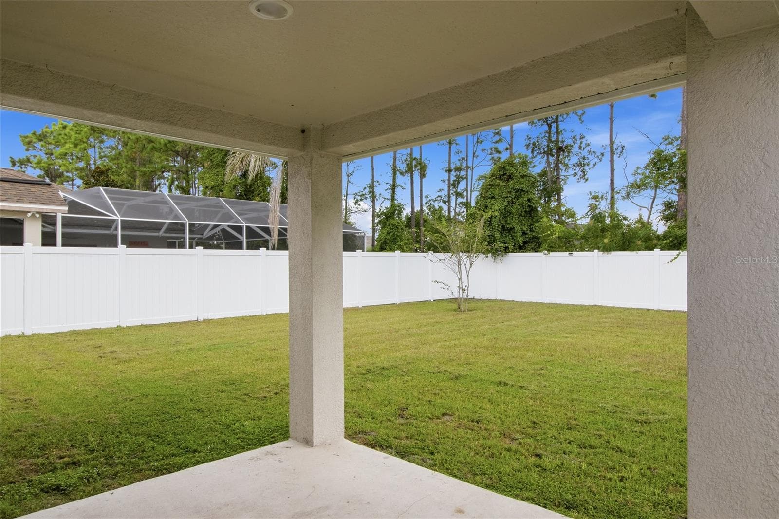 Single Family Residence at 42 WOODBORN LN, PALM COAST, photo 28 of 31