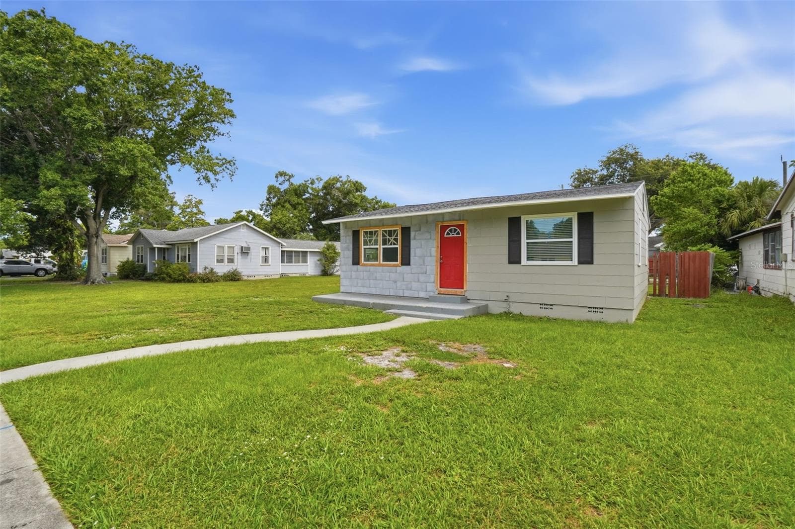 Single Family Residence at 4535 EMERSON AVE S, ST PETERSBURG, photo 2 of 28
