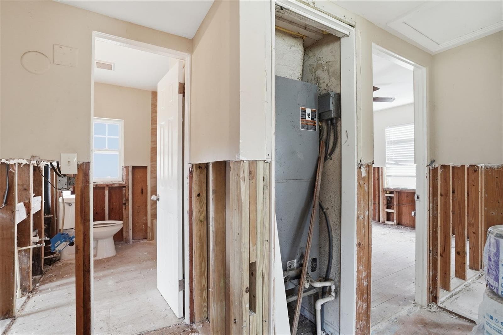 Single Family Residence at 4535 EMERSON AVE S, ST PETERSBURG, photo 14 of 28