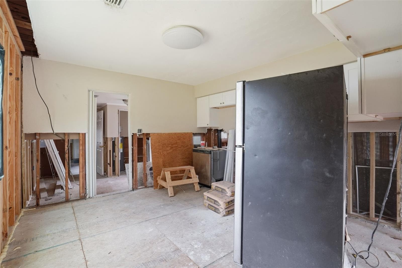 Single Family Residence at 4535 EMERSON AVE S, ST PETERSBURG, photo 17 of 28