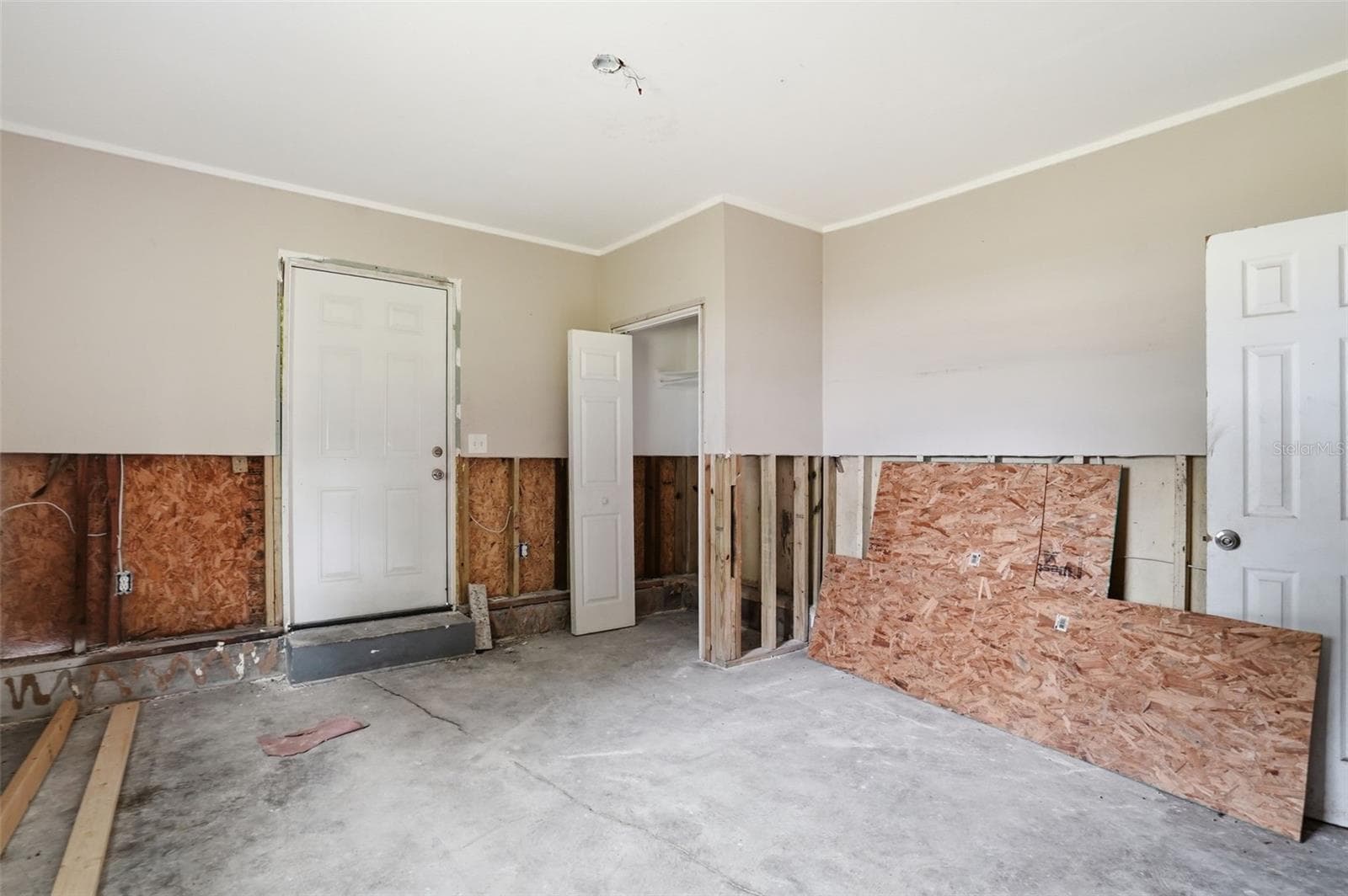 Single Family Residence at 4535 EMERSON AVE S, ST PETERSBURG, photo 21 of 28