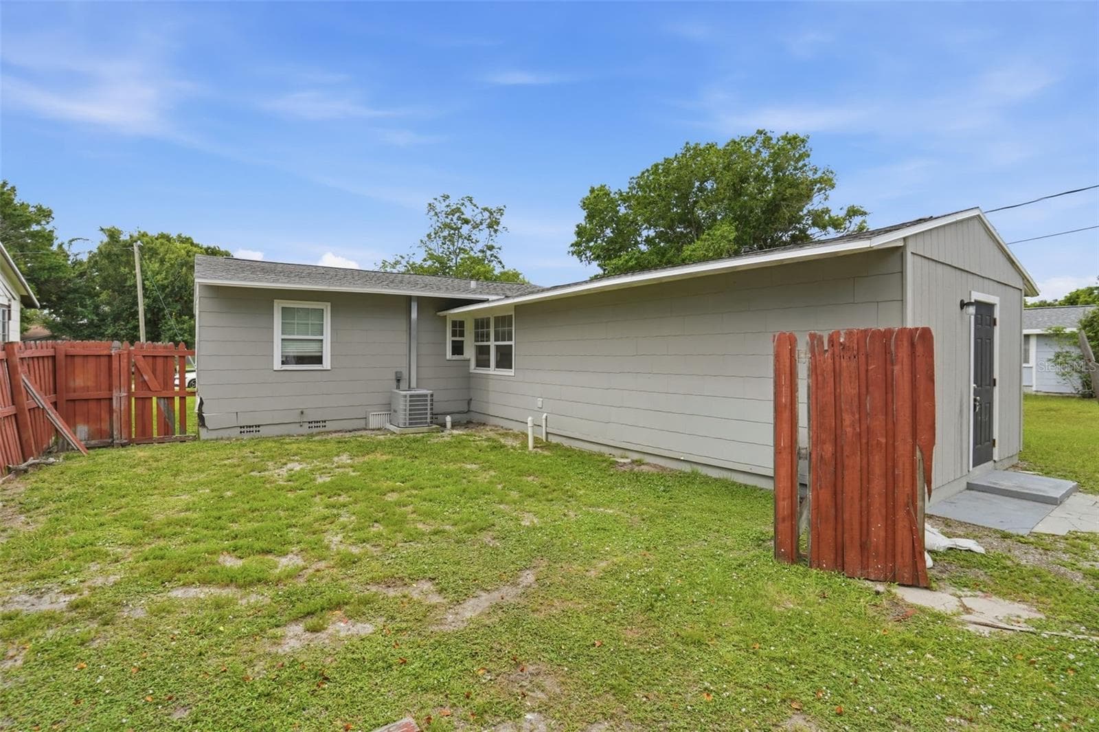 Single Family Residence at 4535 EMERSON AVE S, ST PETERSBURG, photo 25 of 28