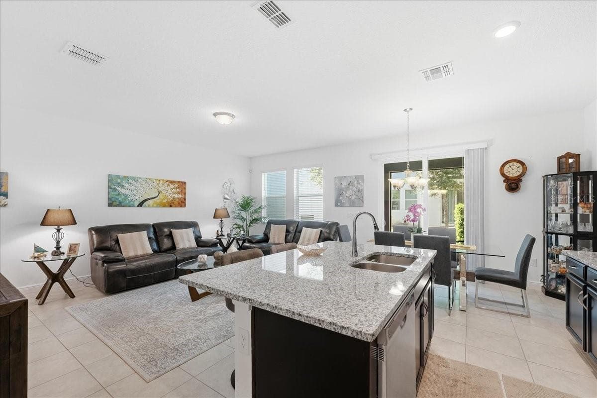 Townhouse at 2349 SHADOWLAND LOOP, WINTER PARK, photo 9 of 36