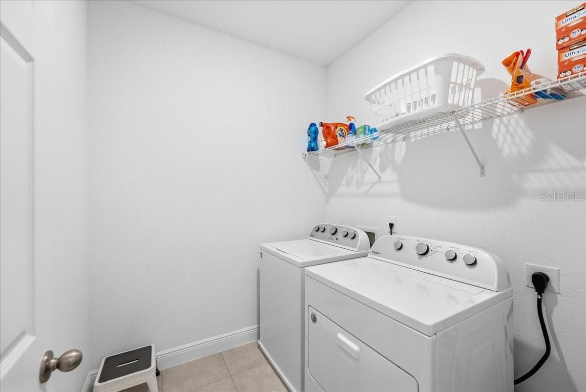 Townhouse at 2349 SHADOWLAND LOOP, WINTER PARK, photo 16 of 36