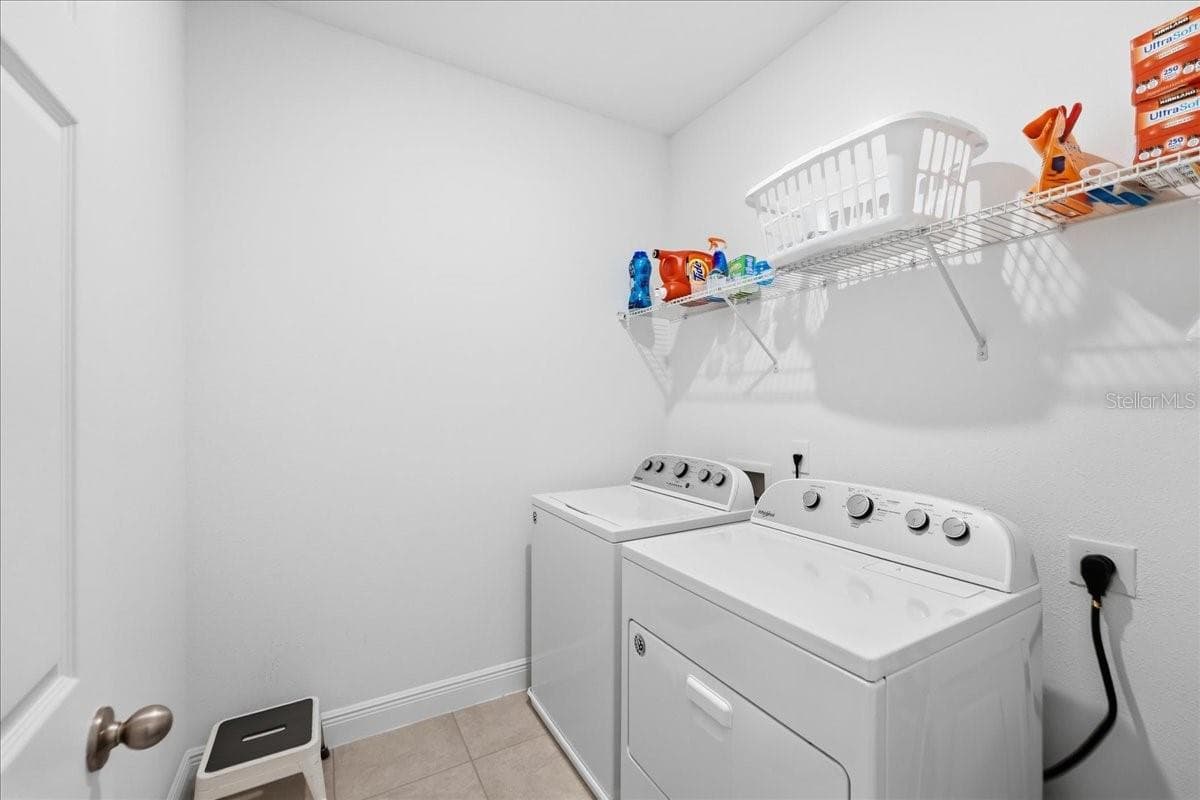 Townhouse at 2349 SHADOWLAND LOOP, WINTER PARK, photo 26 of 36