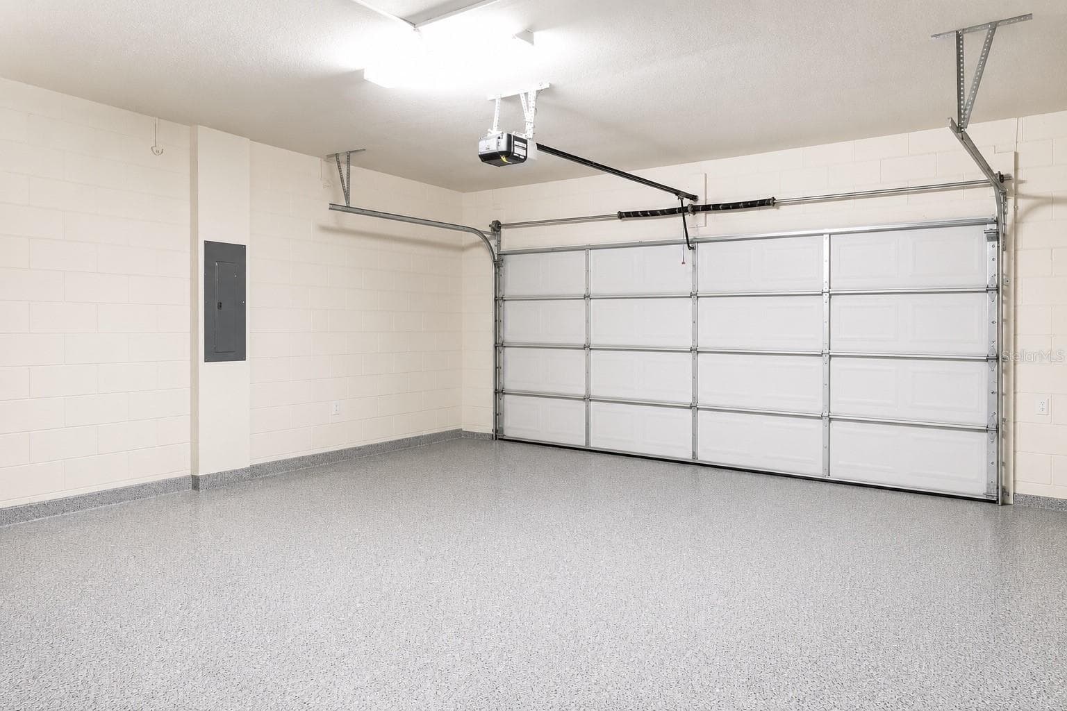 Interior garage additional insulation - 2511 PINE PRESERVE CT, ST CLOUD