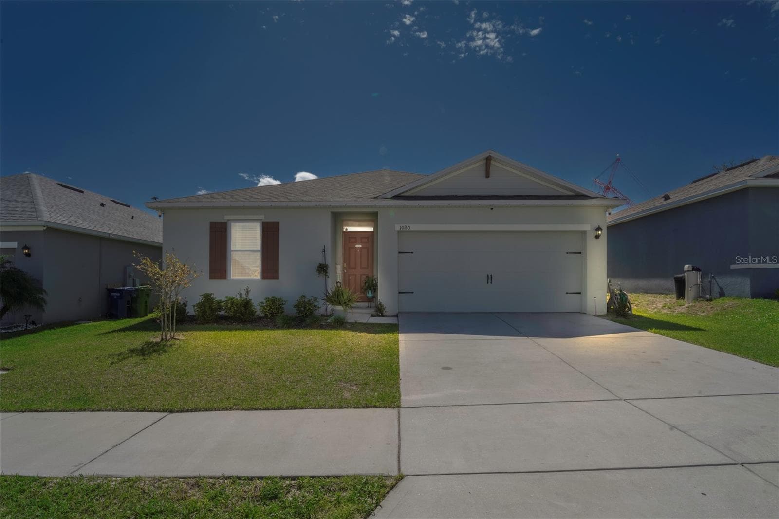 1020 CAMBRIDGE DR