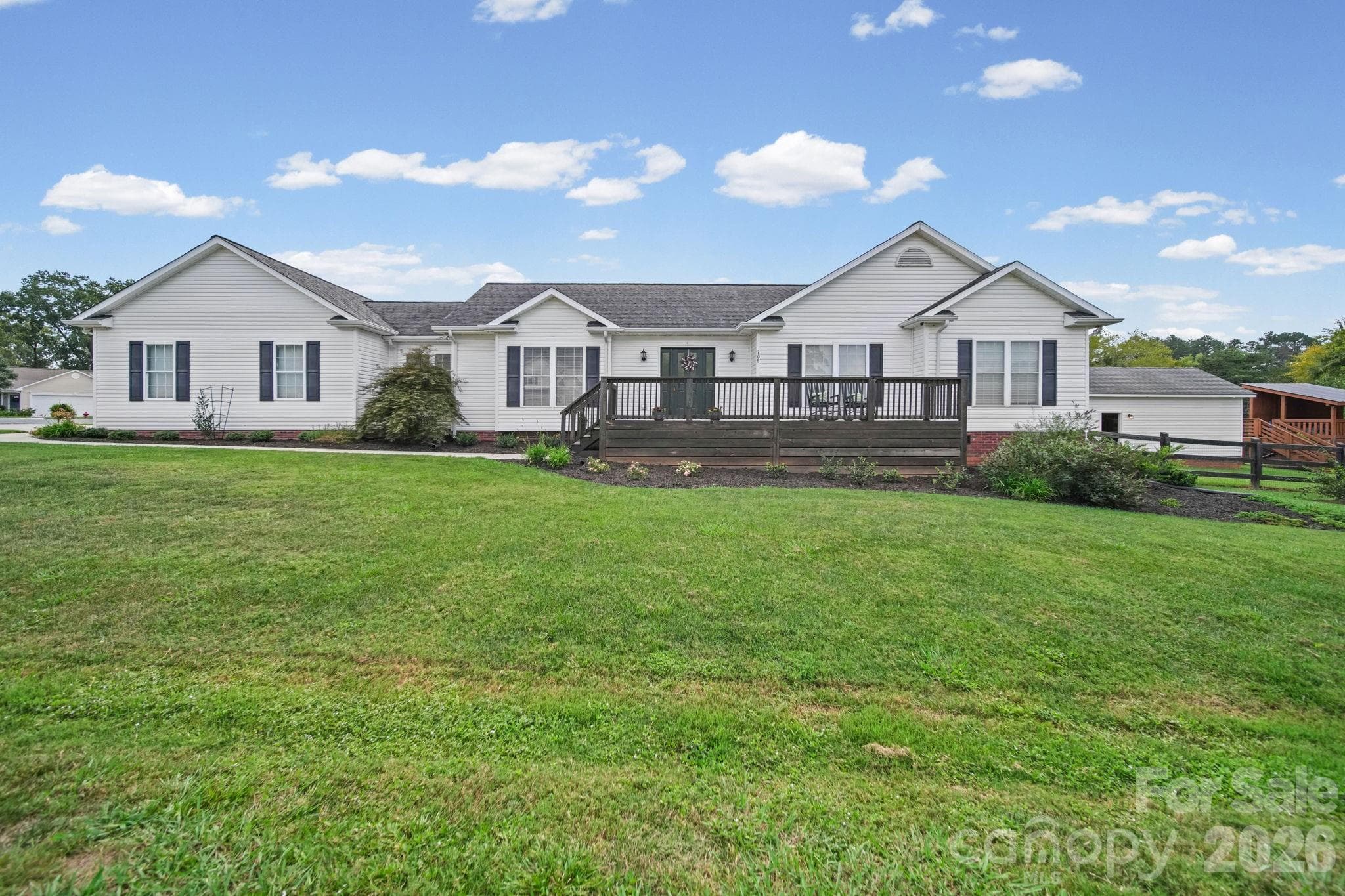 Single Family Residence at 708 Paint Circle, Oakboro, photo 3 of 48