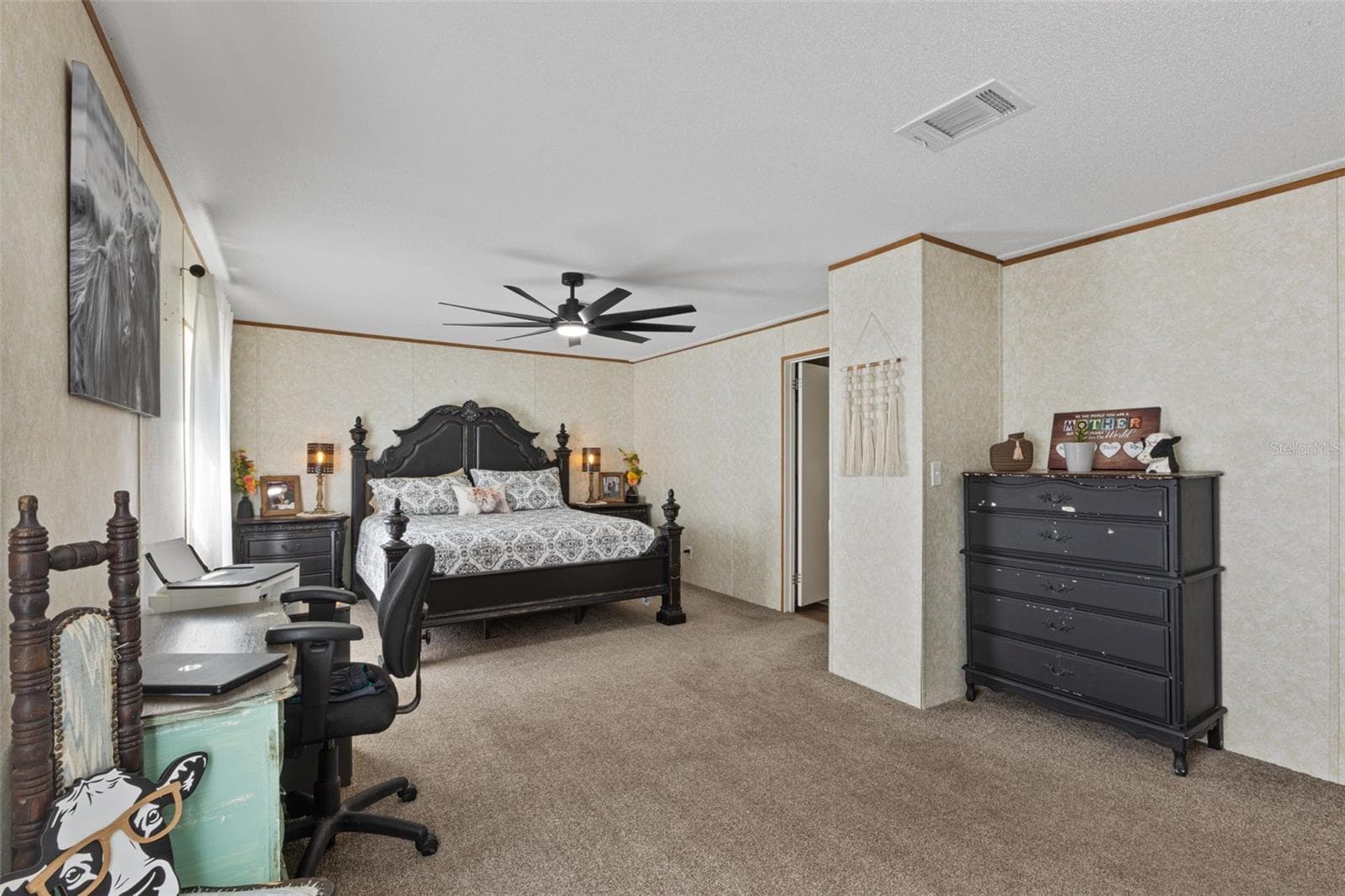 Manufactured Home at 140 SW SPAULDING CT, FORT WHITE, photo 7 of 66