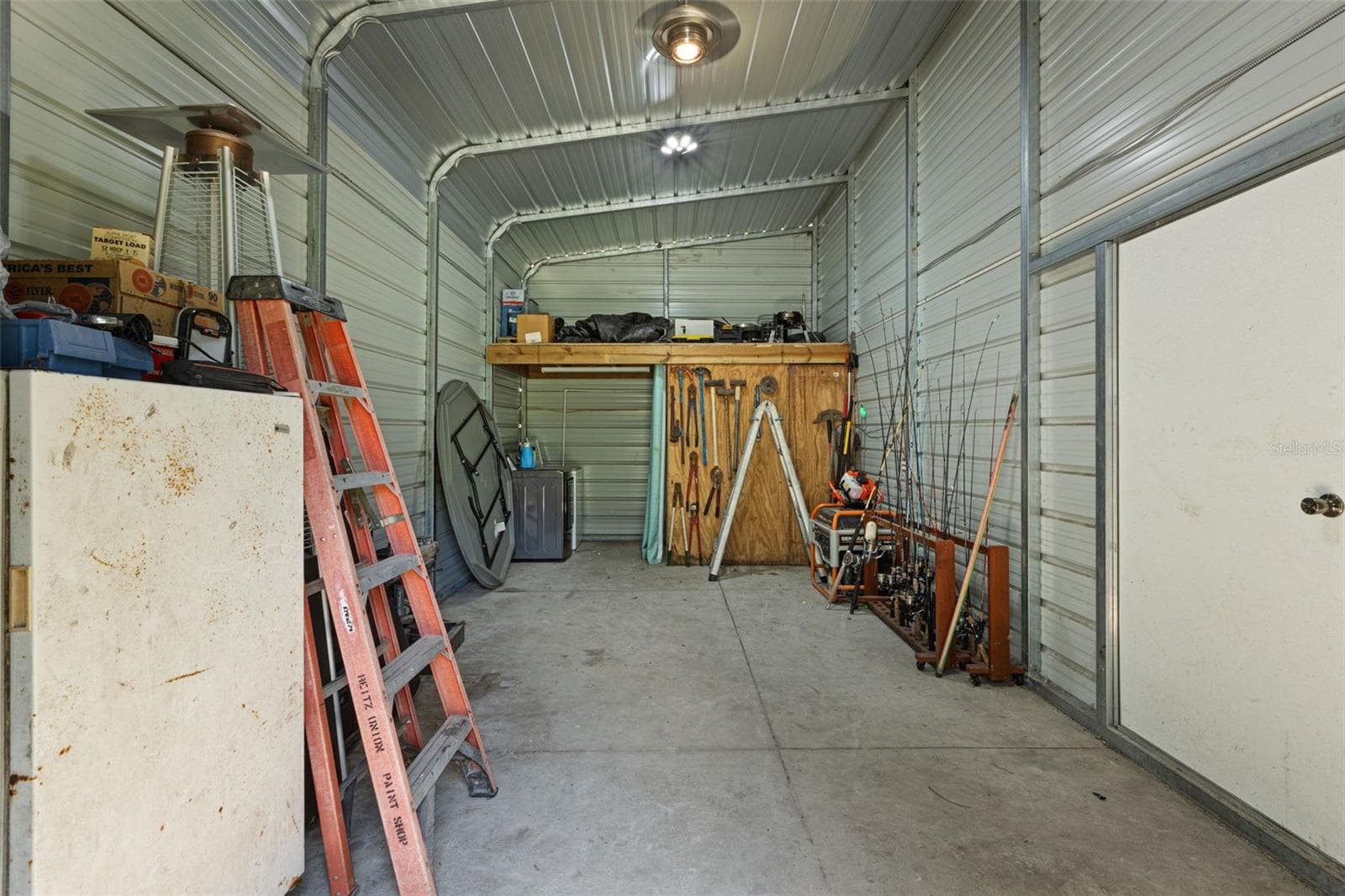 Manufactured Home at 140 SW SPAULDING CT, FORT WHITE, photo 35 of 66