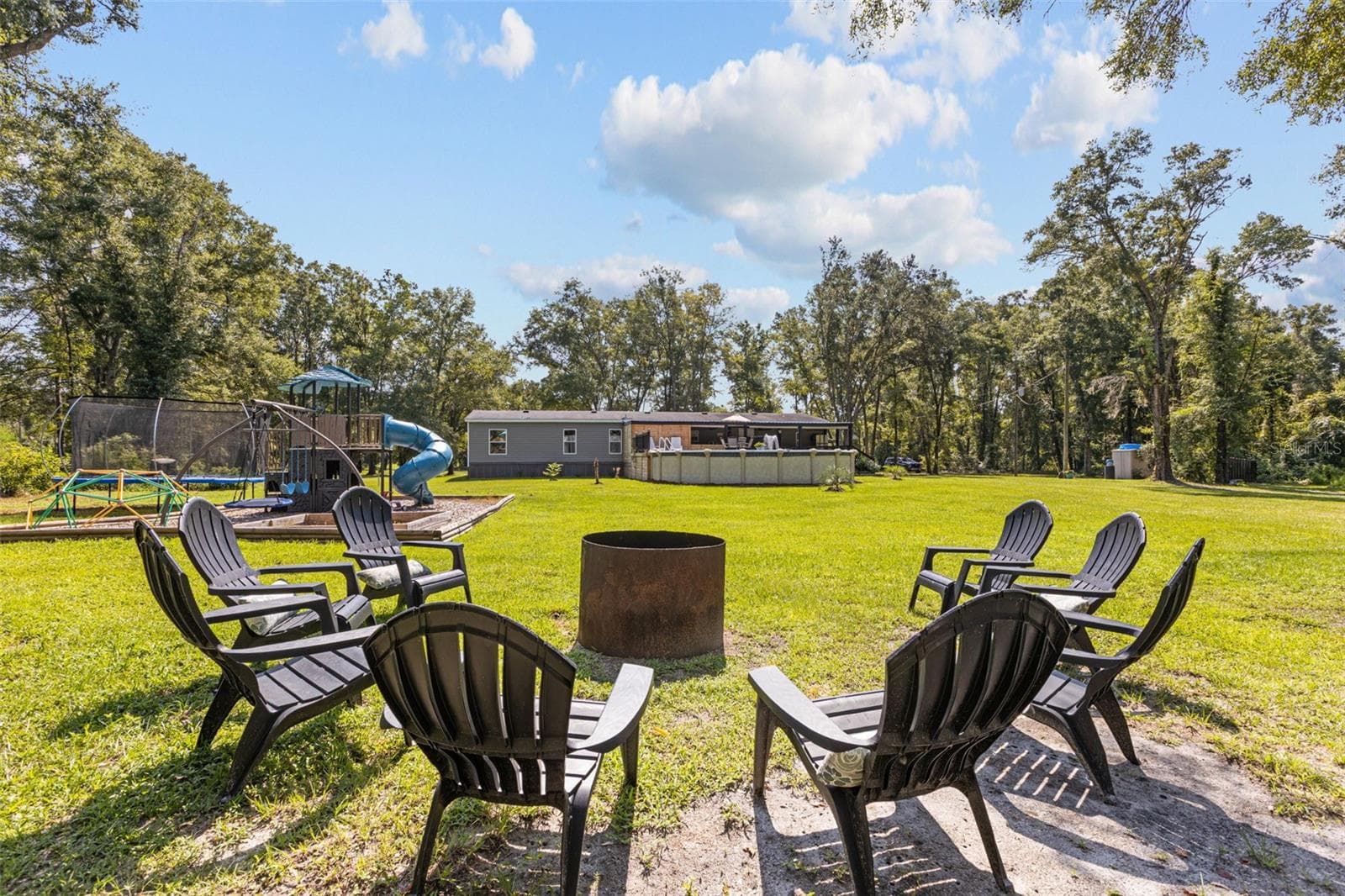 Manufactured Home at 140 SW SPAULDING CT, FORT WHITE, photo 53 of 66