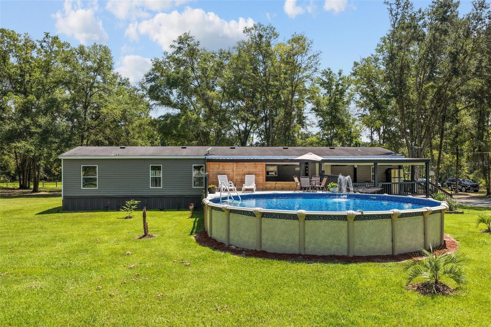 Manufactured Home at 140 SW SPAULDING CT, FORT WHITE, photo 57 of 66