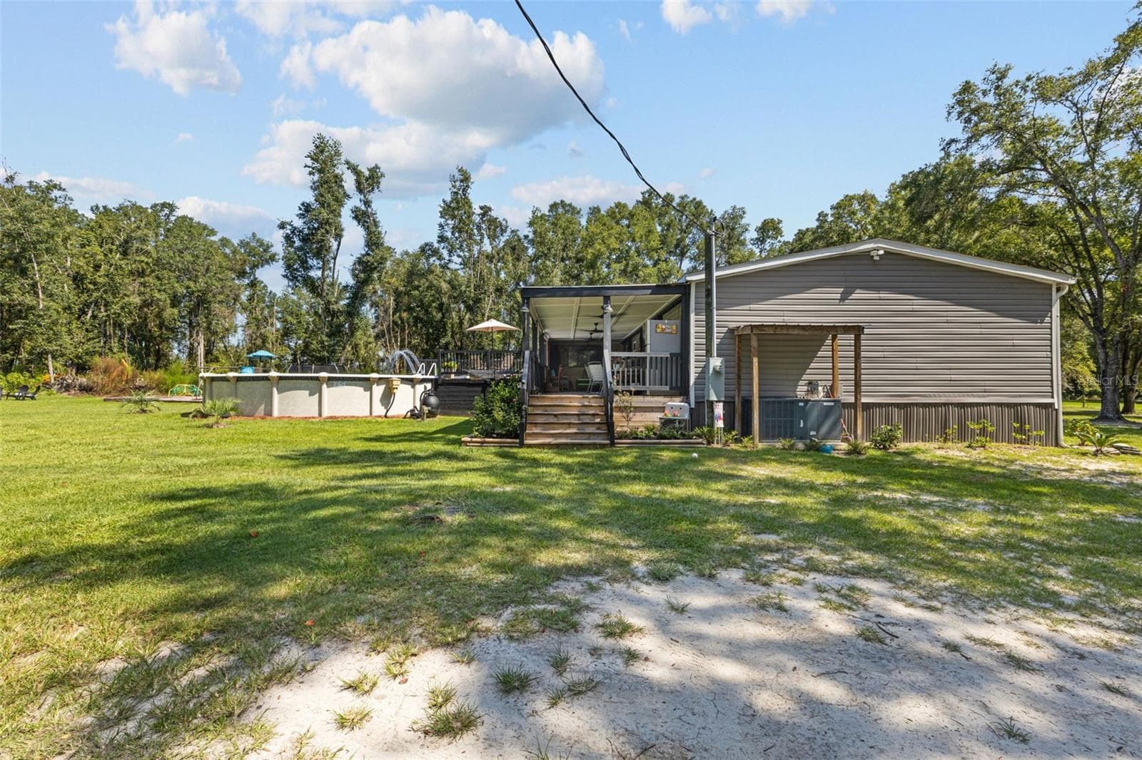 Manufactured Home at 140 SW SPAULDING CT, FORT WHITE, photo 61 of 66