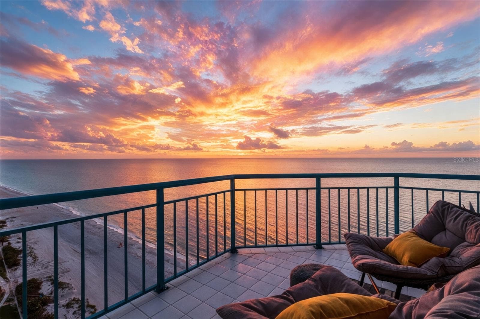 Daily sunsets - 1520 GULF BLVD #1901, CLEARWATER