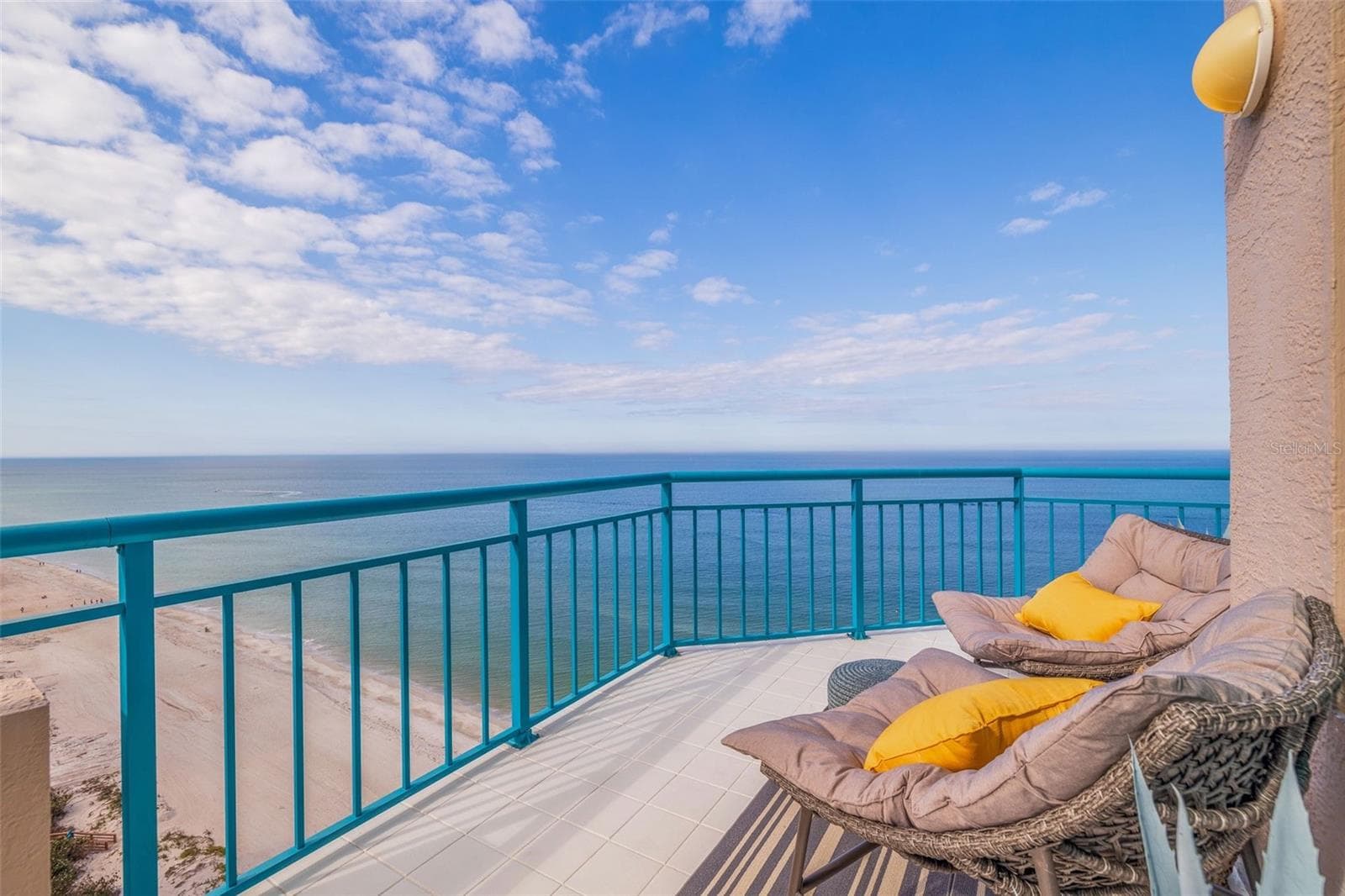 Top of the World - 1520 GULF BLVD #1901, CLEARWATER