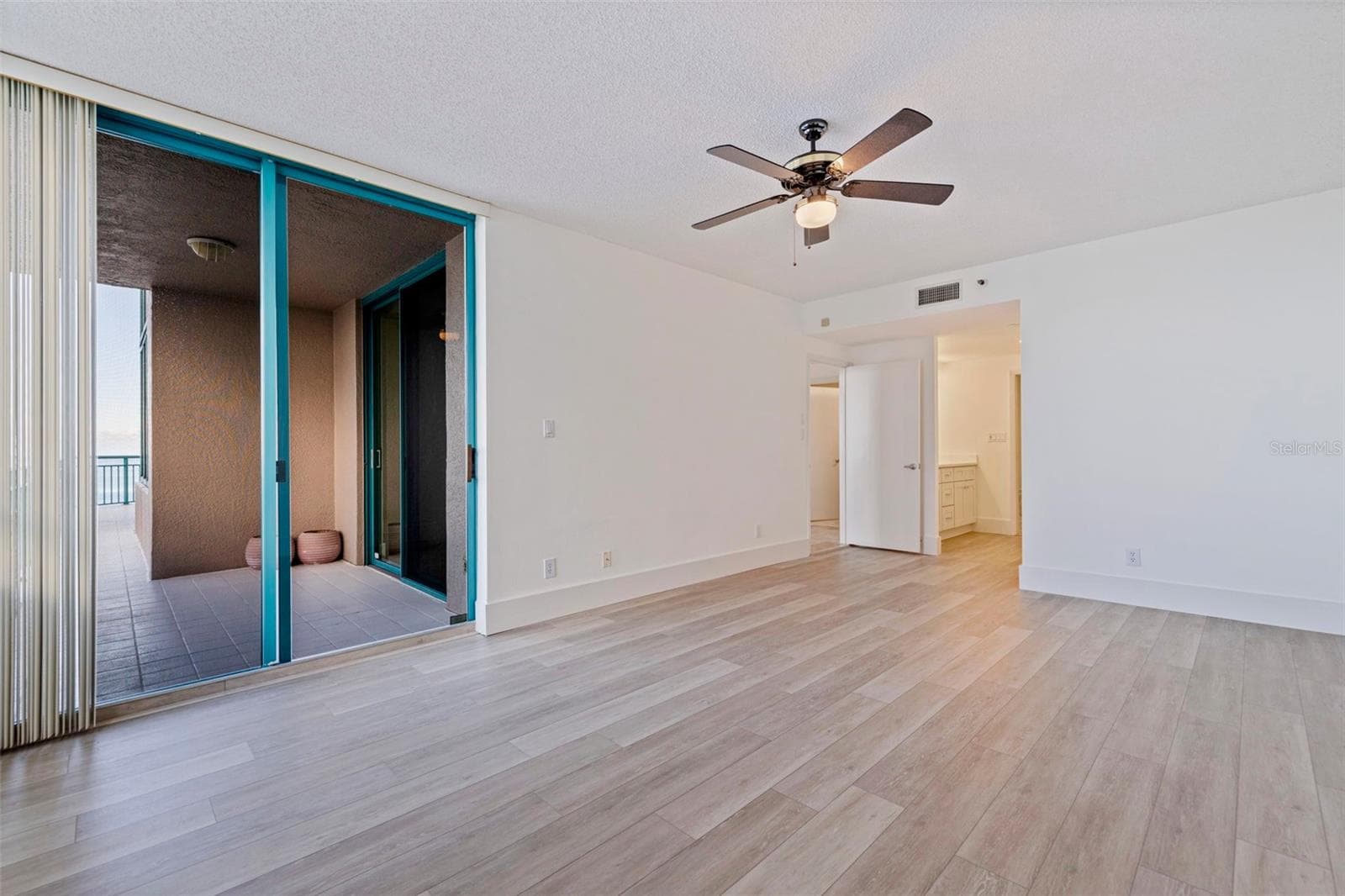 Condominium at 1520 GULF BLVD #1901, CLEARWATER, photo 22 of 70