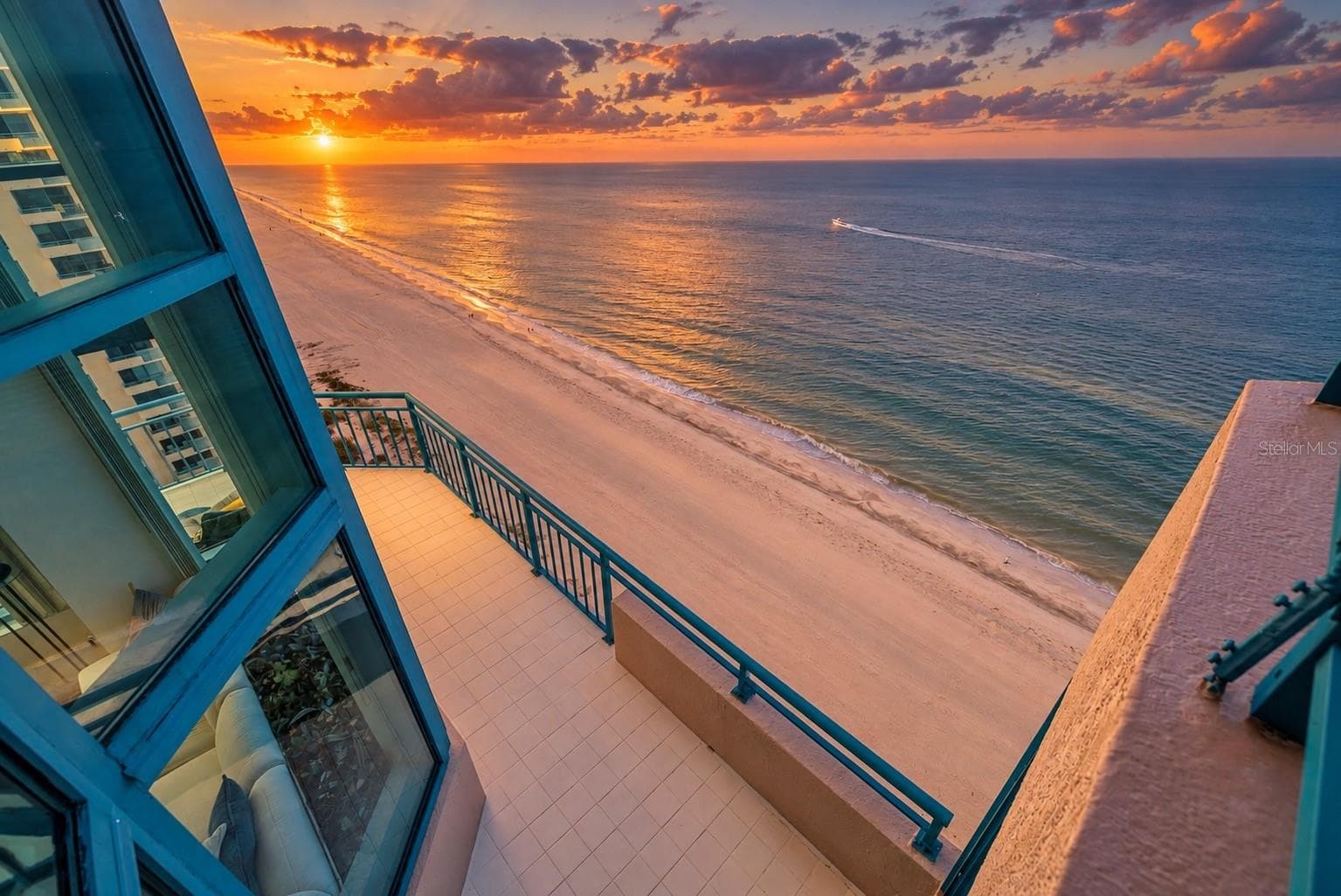 Condominium at 1520 GULF BLVD #1901, CLEARWATER, photo 32 of 70
