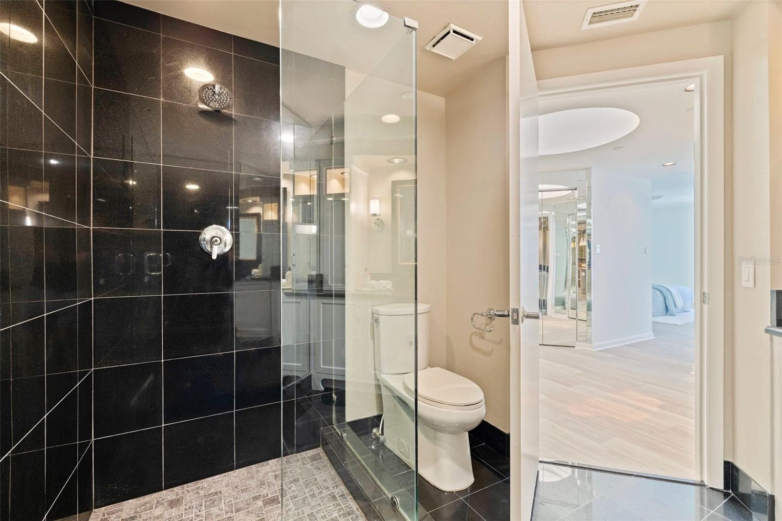 Condominium at 1520 GULF BLVD #1901, CLEARWATER, photo 42 of 70