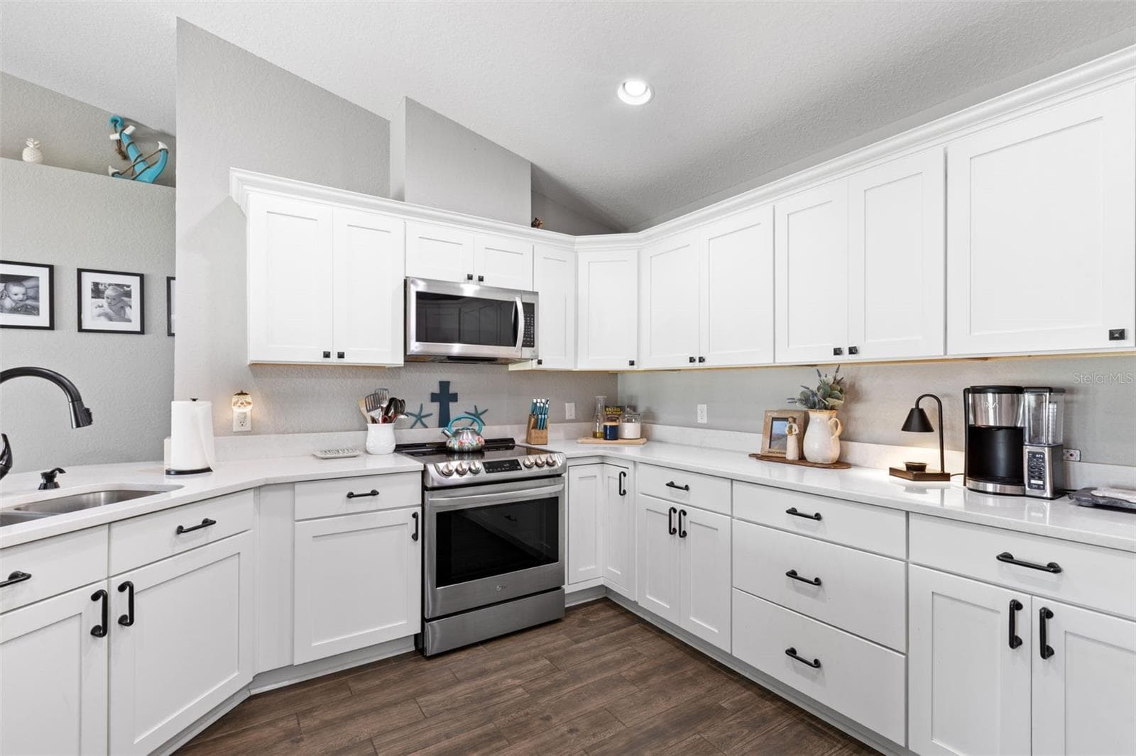 Single Family Residence at 5051 NW 73RD ST, CHIEFLAND, photo 3 of 53